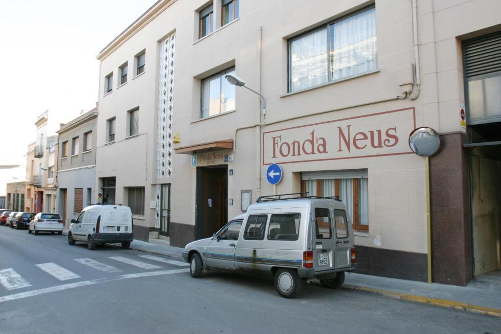 Hotel Fonda Neus Сан-Садурни-д'Анойя Экстерьер фото
